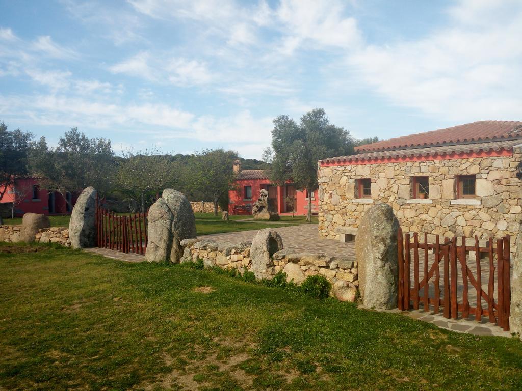 Turismo Rurale L'Agliuledda Villa ซานต์ อันโตนิโอ ดิ กาลลูรา ภายนอก รูปภาพ