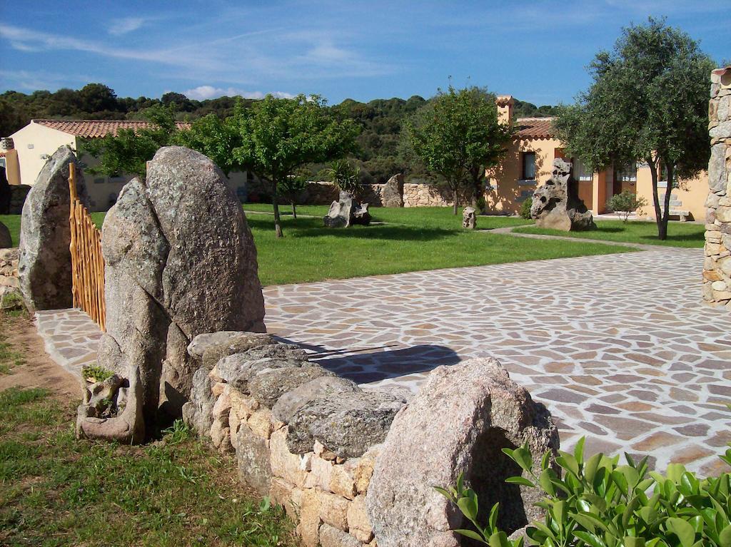 Turismo Rurale L'Agliuledda Villa ซานต์ อันโตนิโอ ดิ กาลลูรา ภายนอก รูปภาพ
