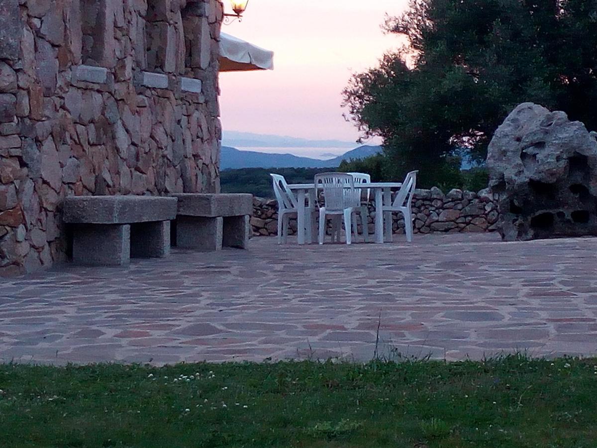 Turismo Rurale L'Agliuledda Villa ซานต์ อันโตนิโอ ดิ กาลลูรา ภายนอก รูปภาพ
